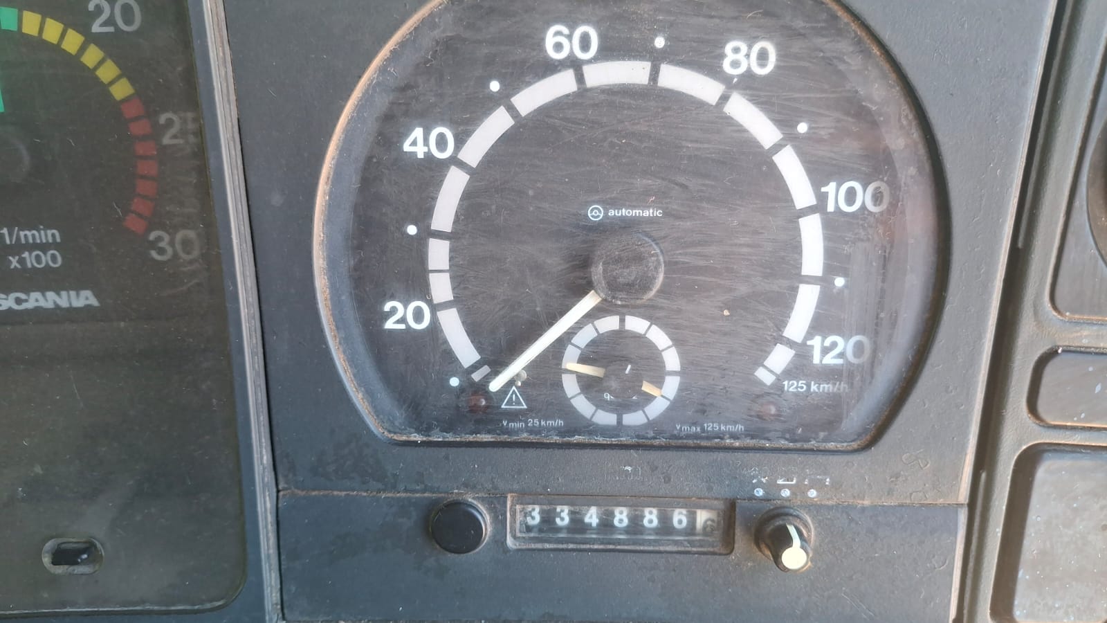 2003 Scania 380 Auto Horse Truck Tractor