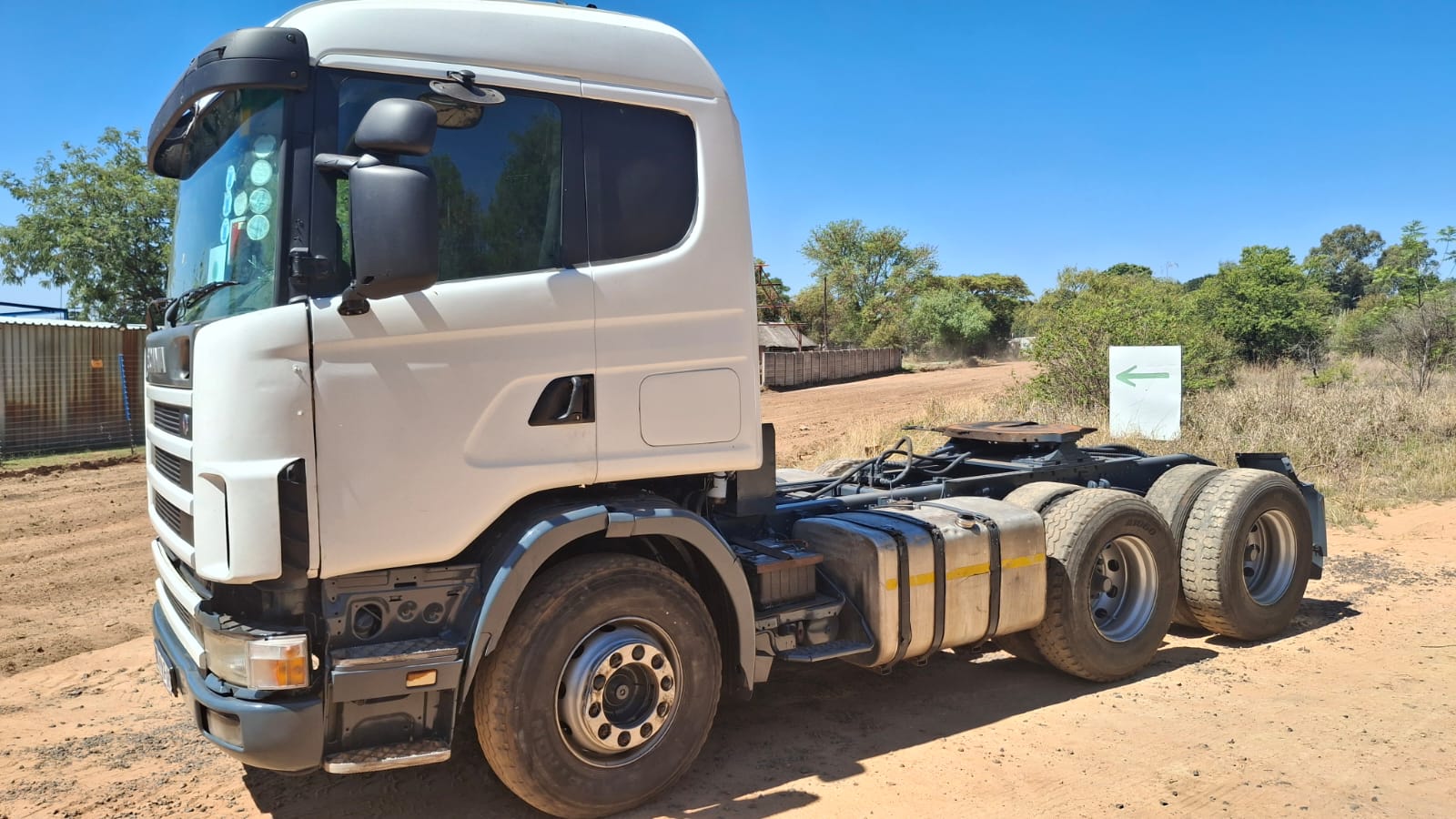 2003 Scania 380 Auto Horse Truck Tractor