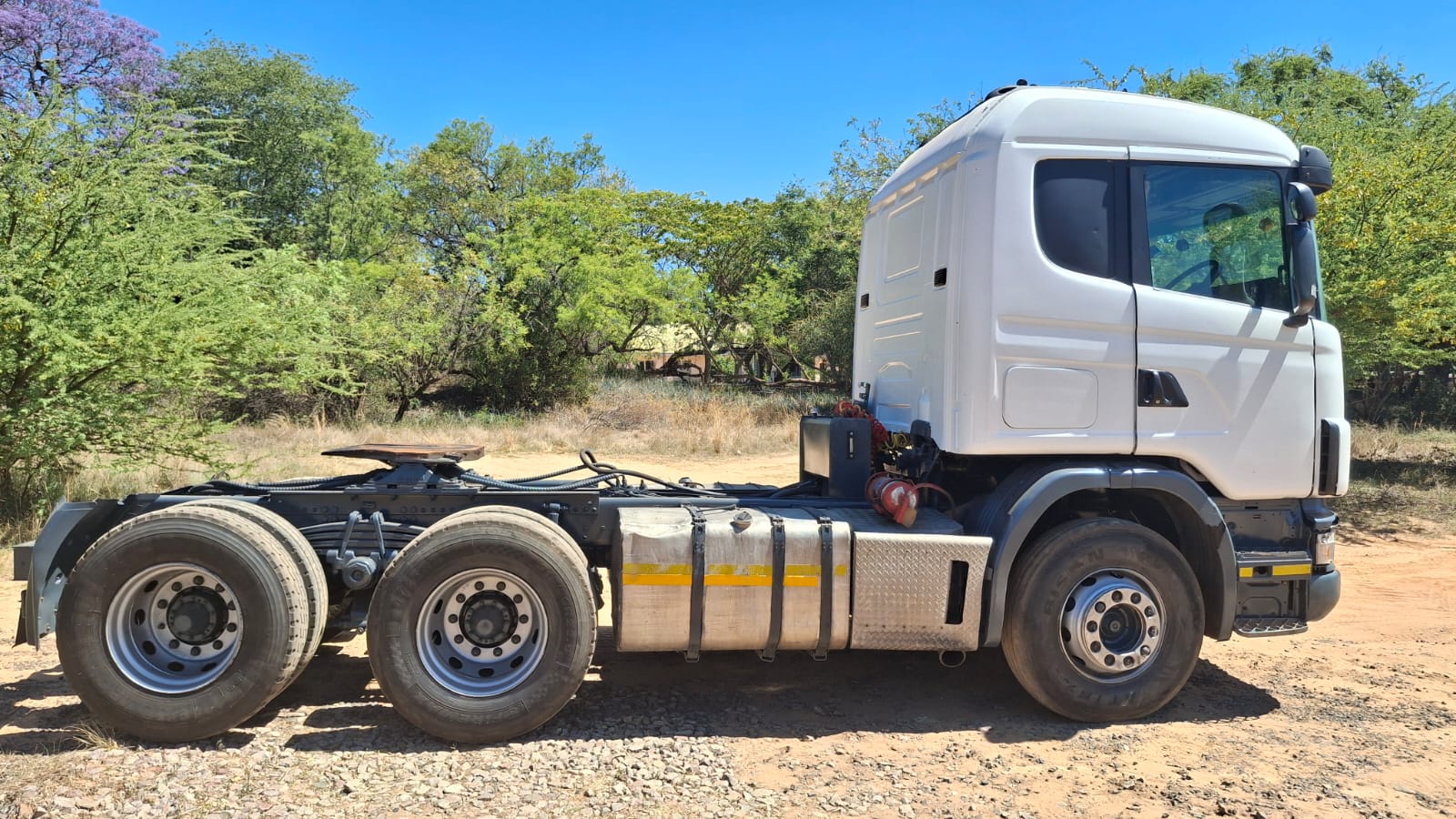 2003 Scania 380 Auto Horse Truck Tractor