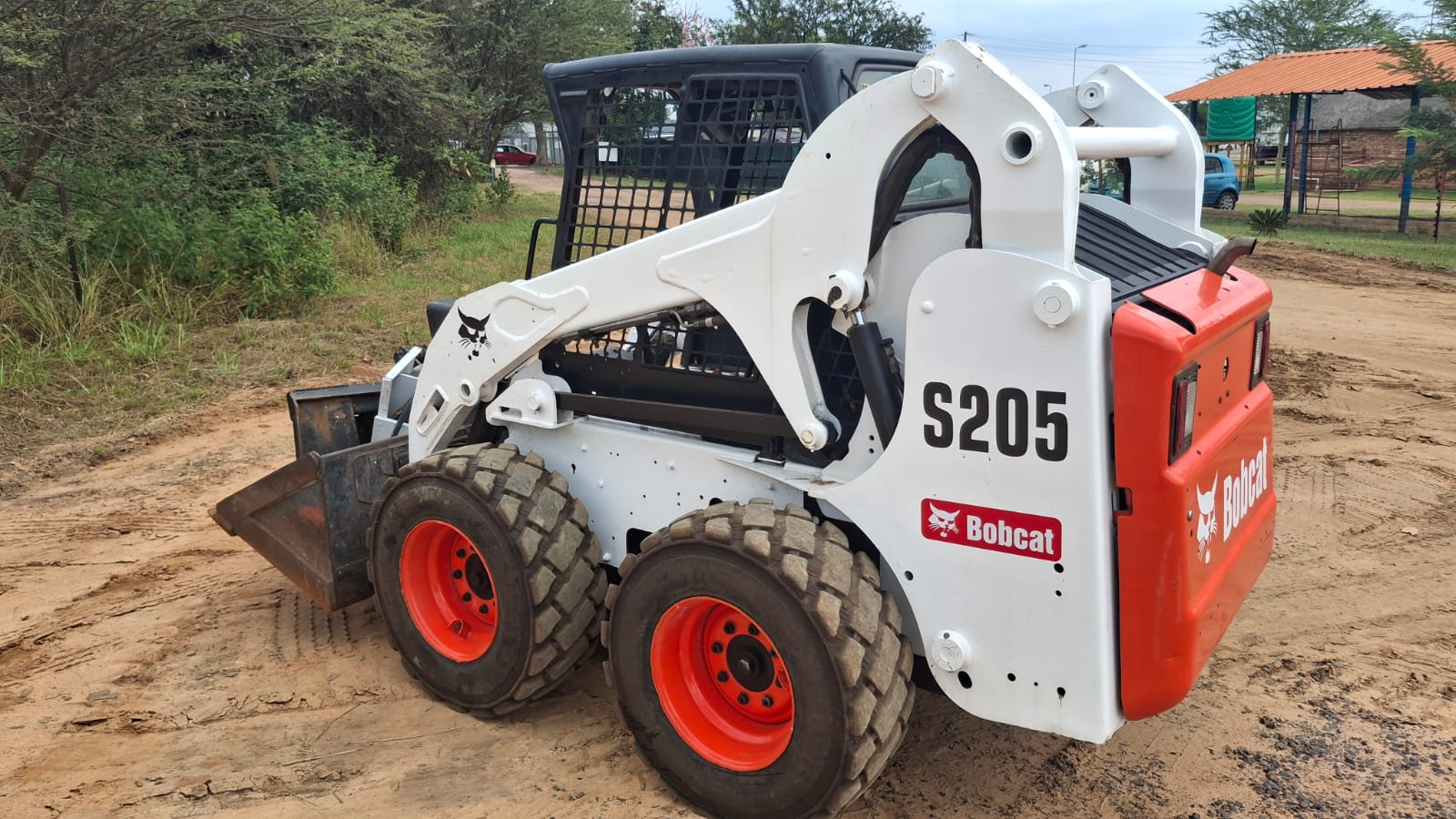 Bobcat S205 Skidsteer & Attachment Auger