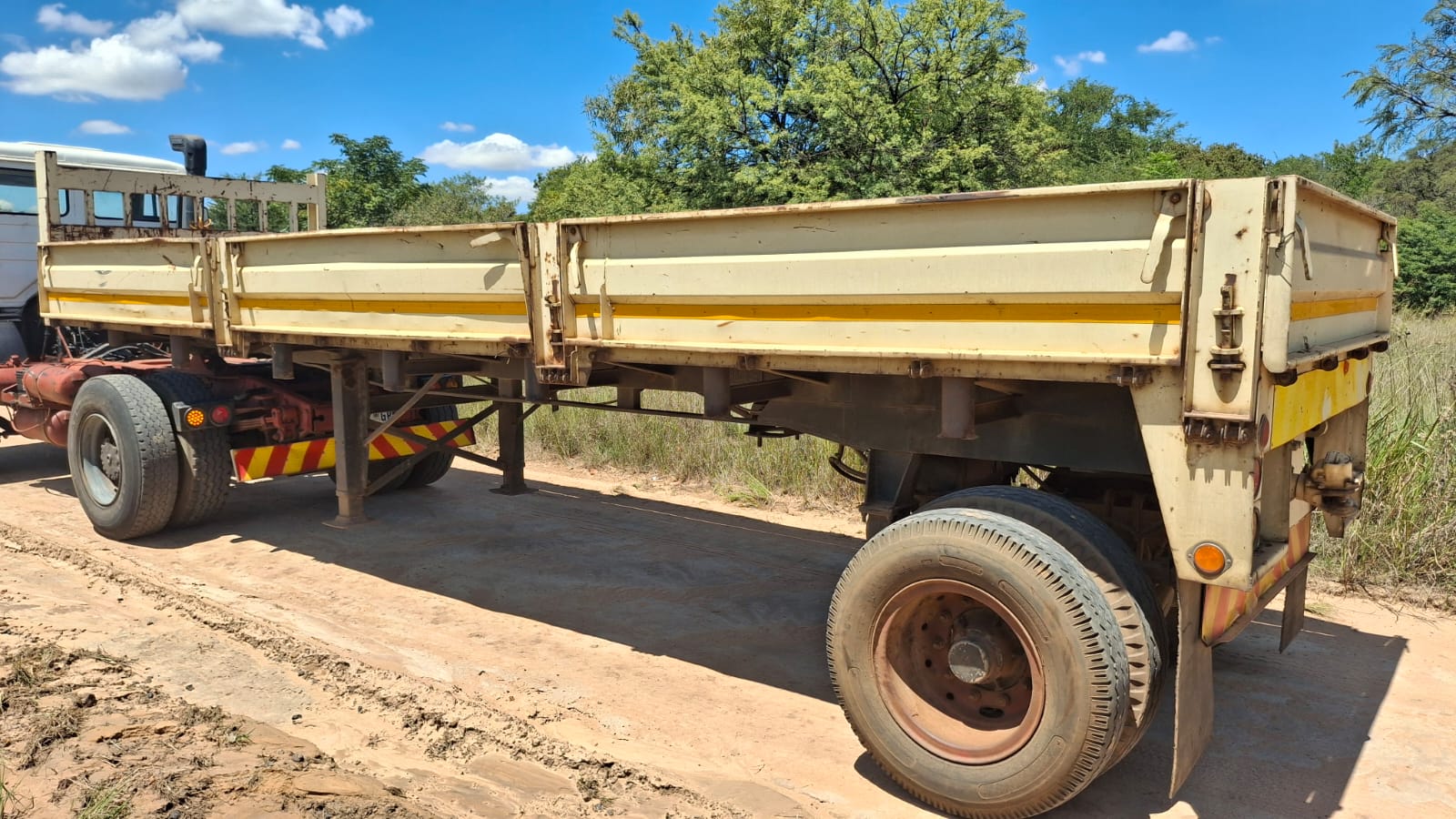 Mercedes 1926 ADE 407 Auto and Dropside Trailer
