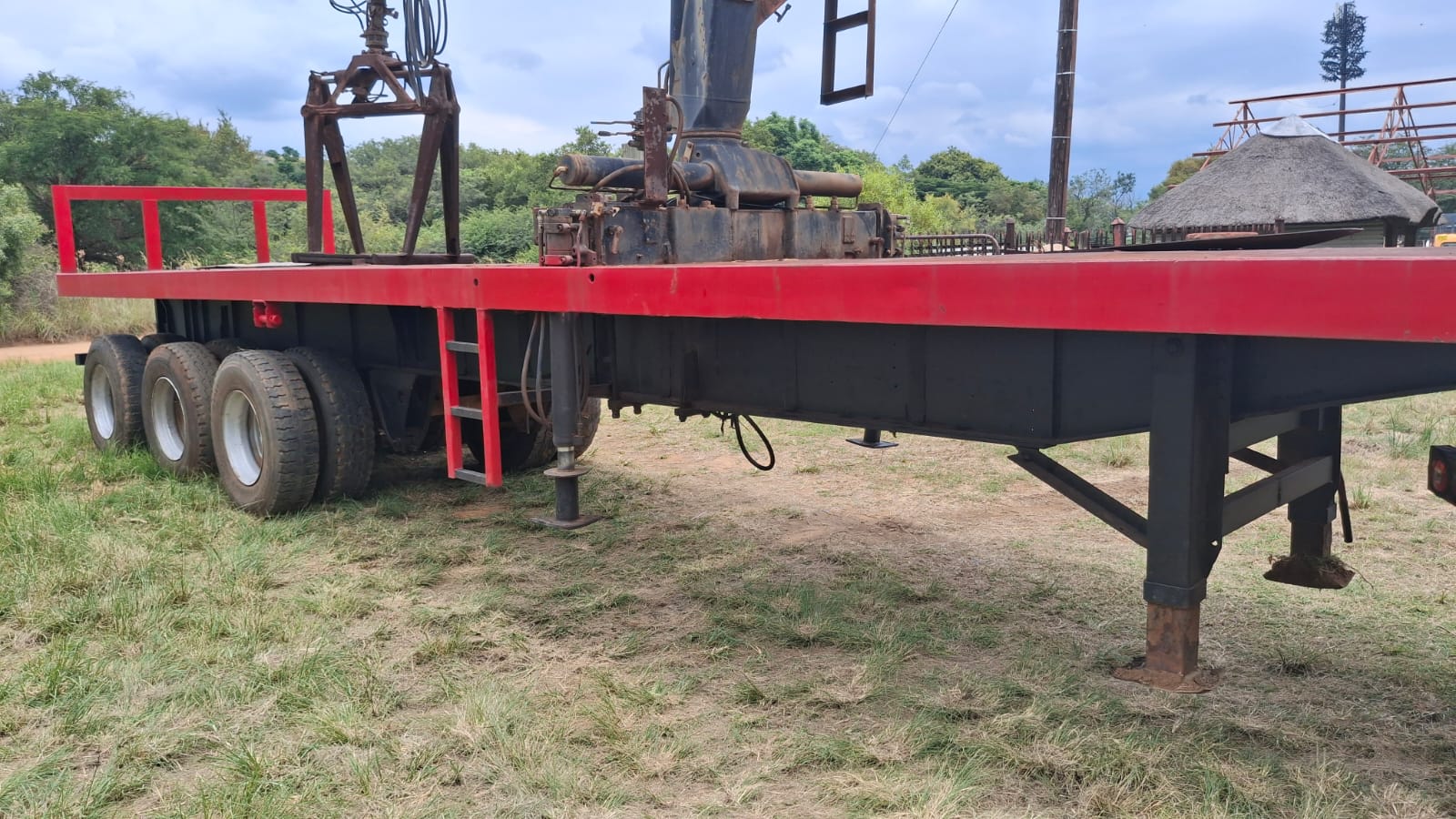Busaf Brick Trailer and HIAB Crane and Grab
