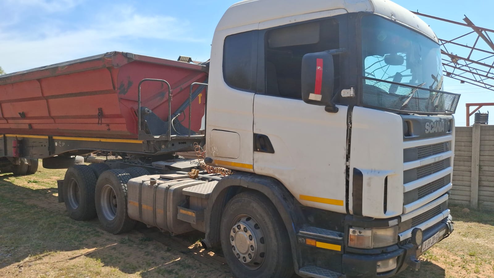 Scania 2004 Horse Truck Tractor