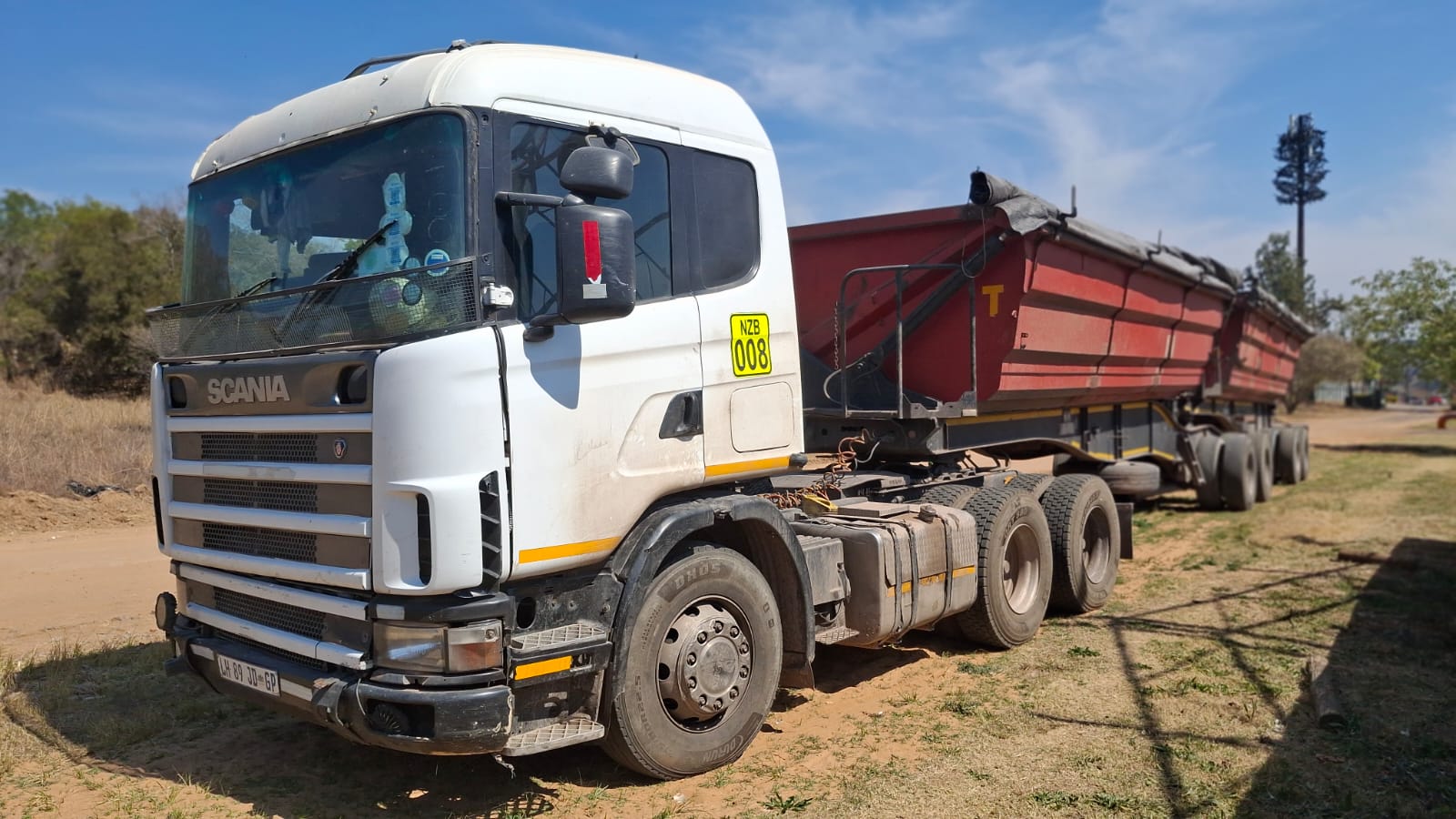 Scania 2004 Horse Truck Tractor