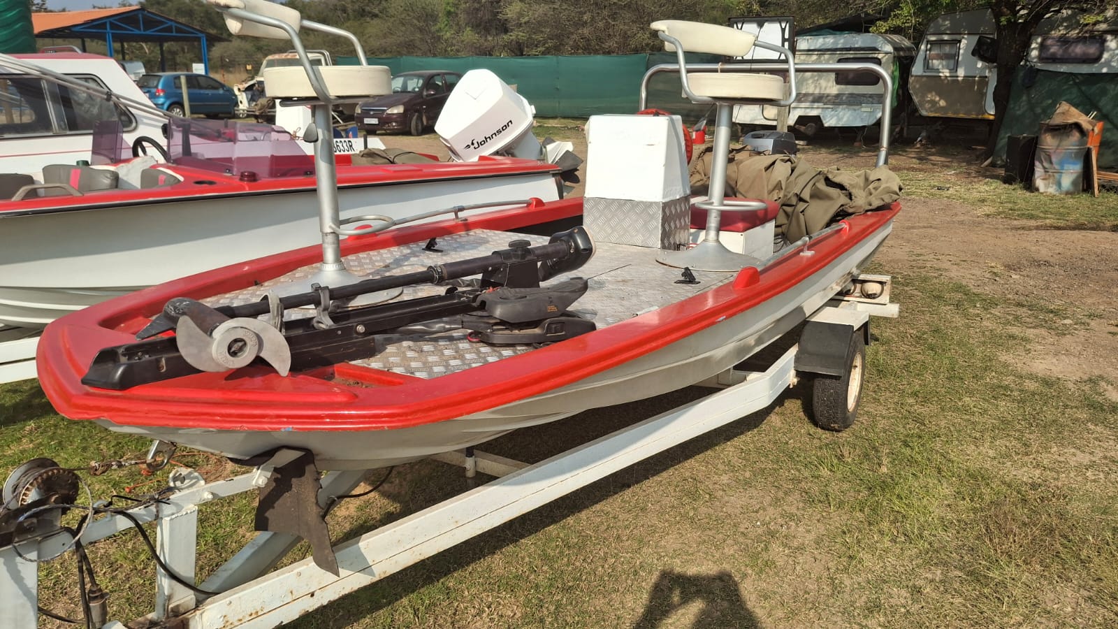 Bass Boat 4.3m Mariner 30 Hp Trolling Motor