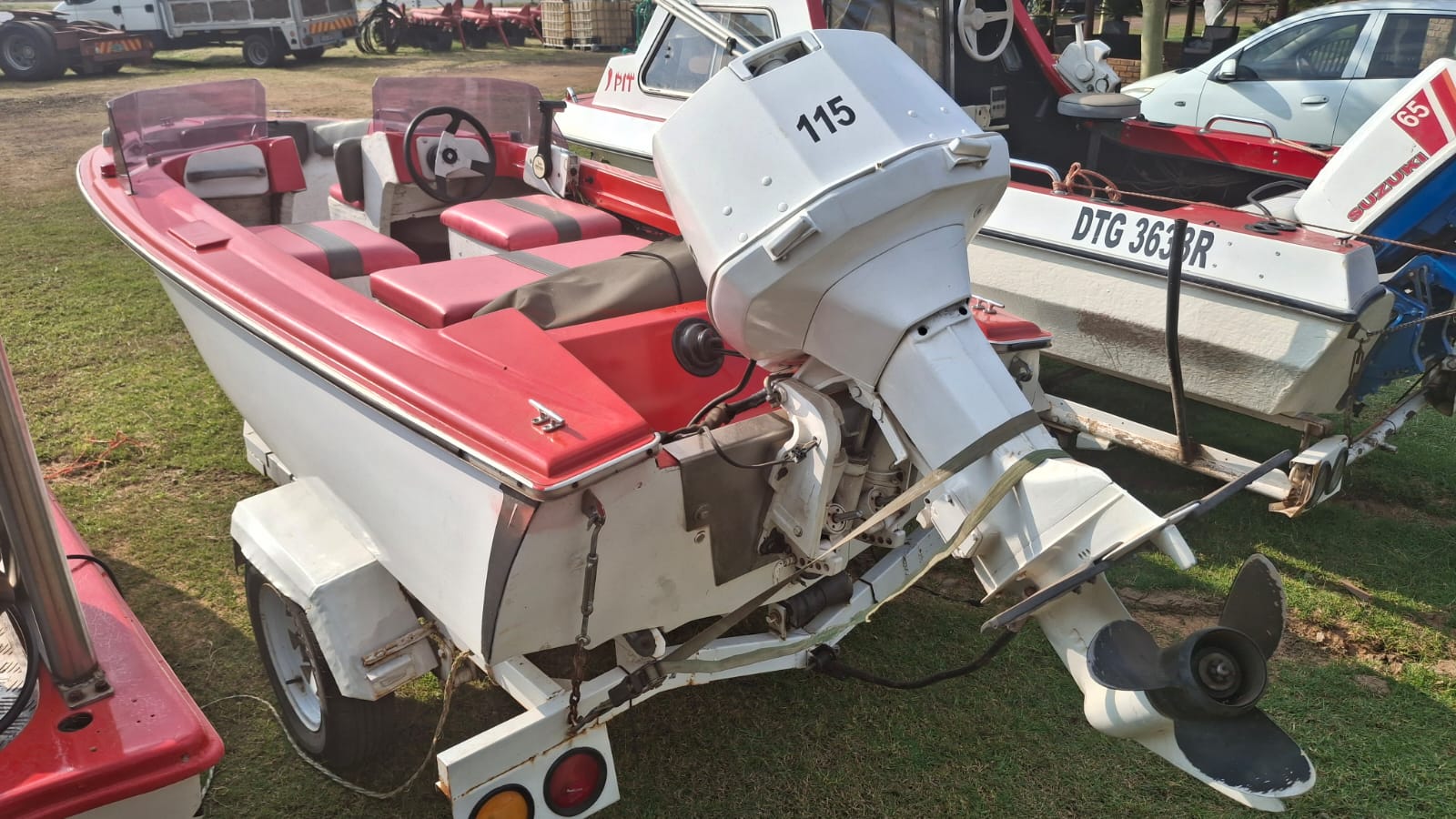 Speed Boat 4m  Johnson 115 V4