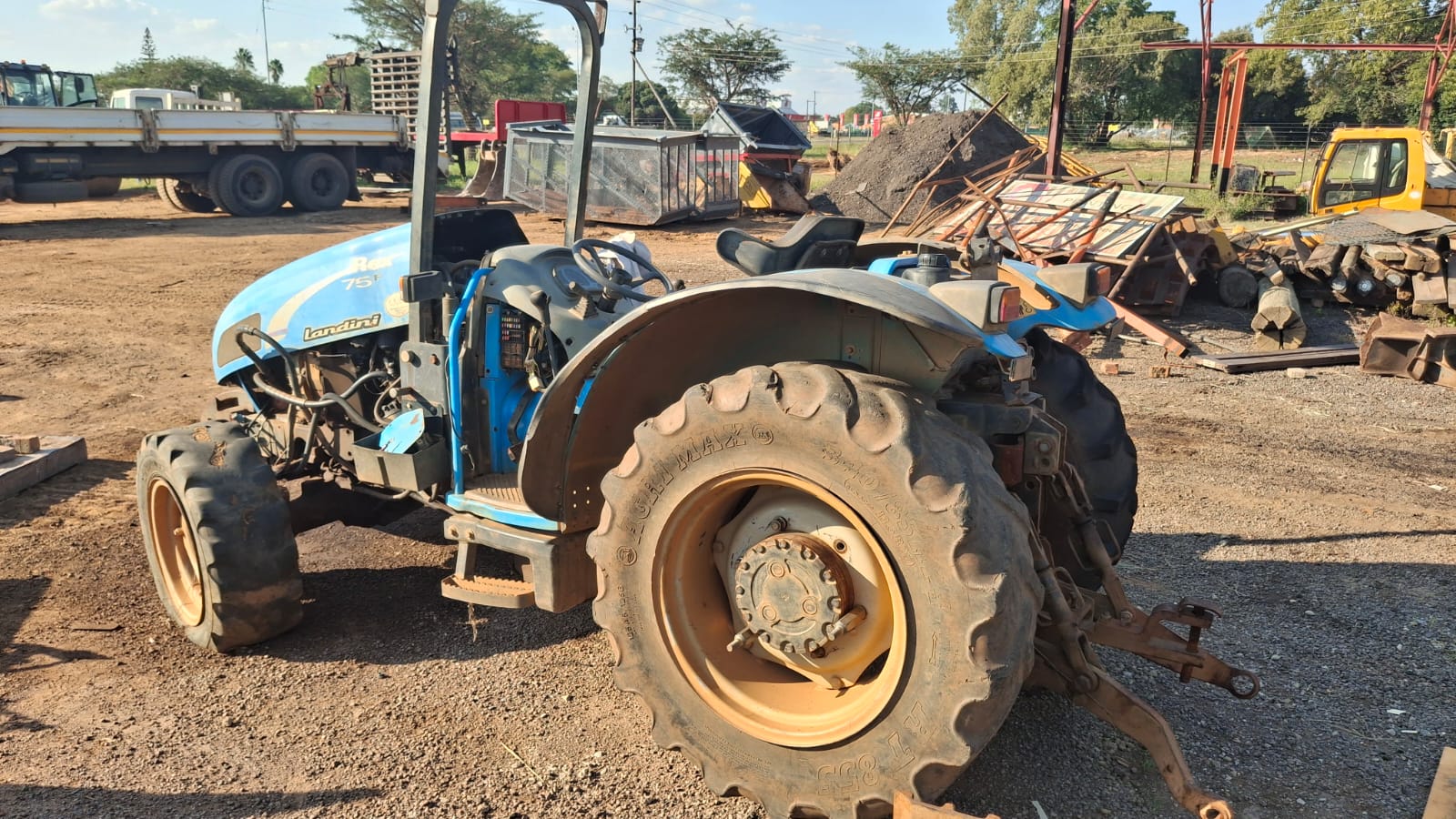 Landini Rex 75 Rear Diff (Hole in Diff Casing) Gearbox , Front Diff ,Clocks & Propshaft
