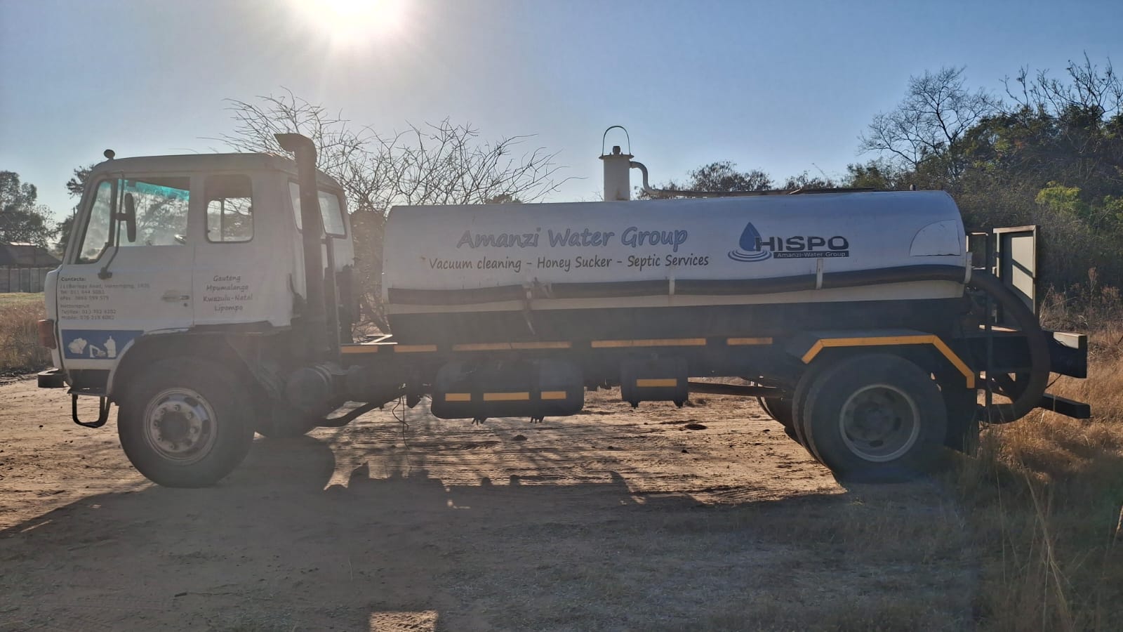 Hino Honeysucker