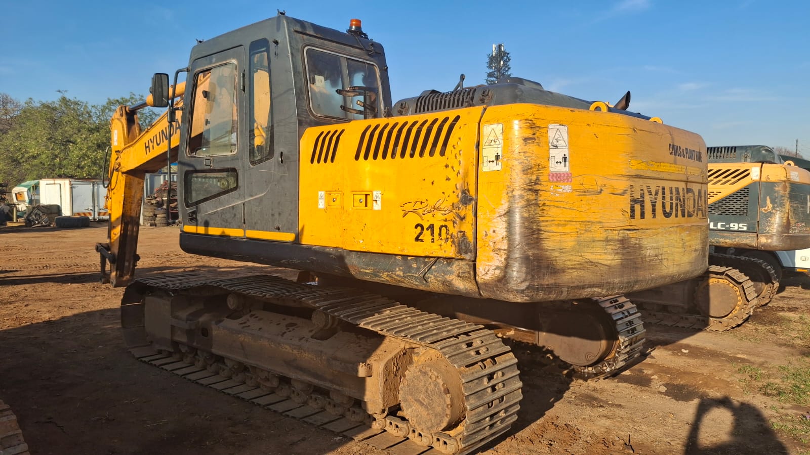 Hyundai Excavator 210-7
