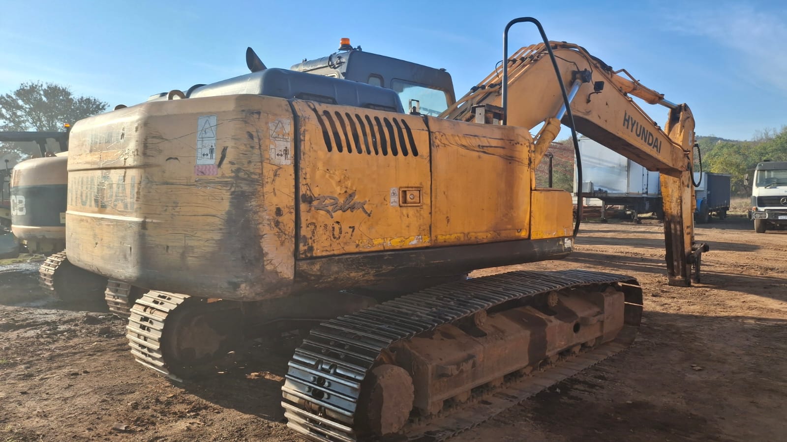 Hyundai Excavator 210-7