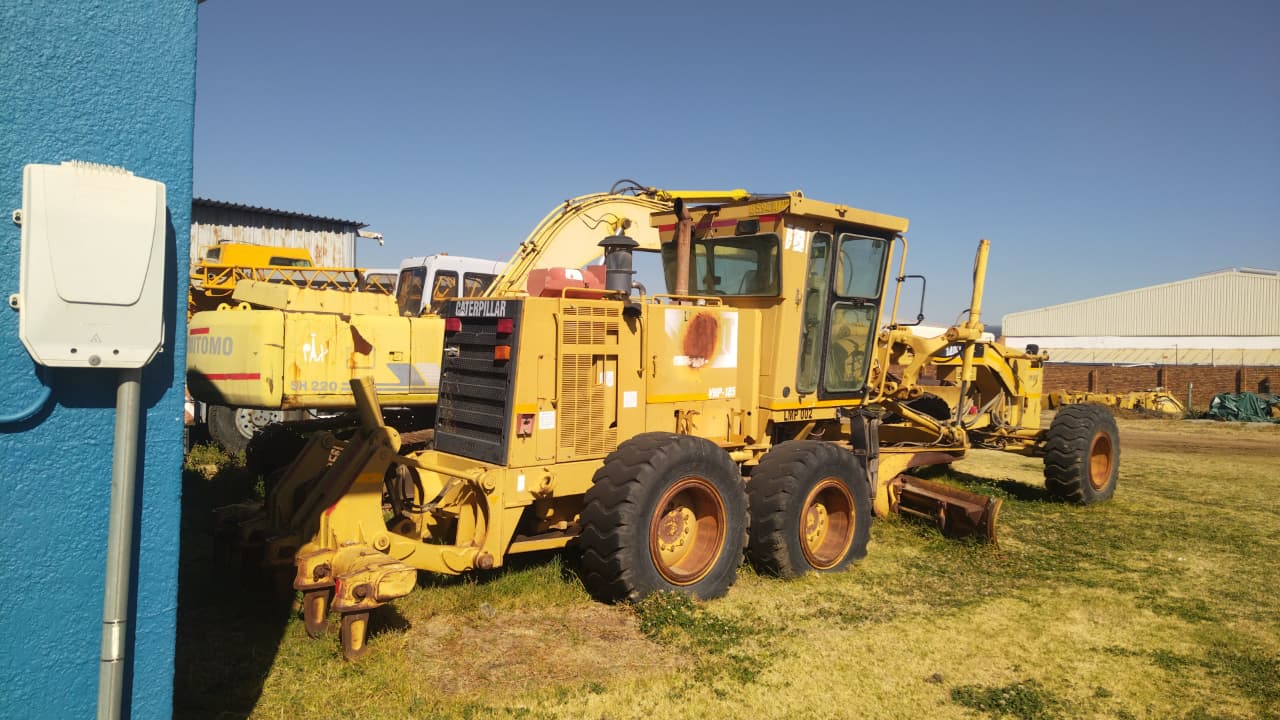 CAT 140H Grader 8000hrs
