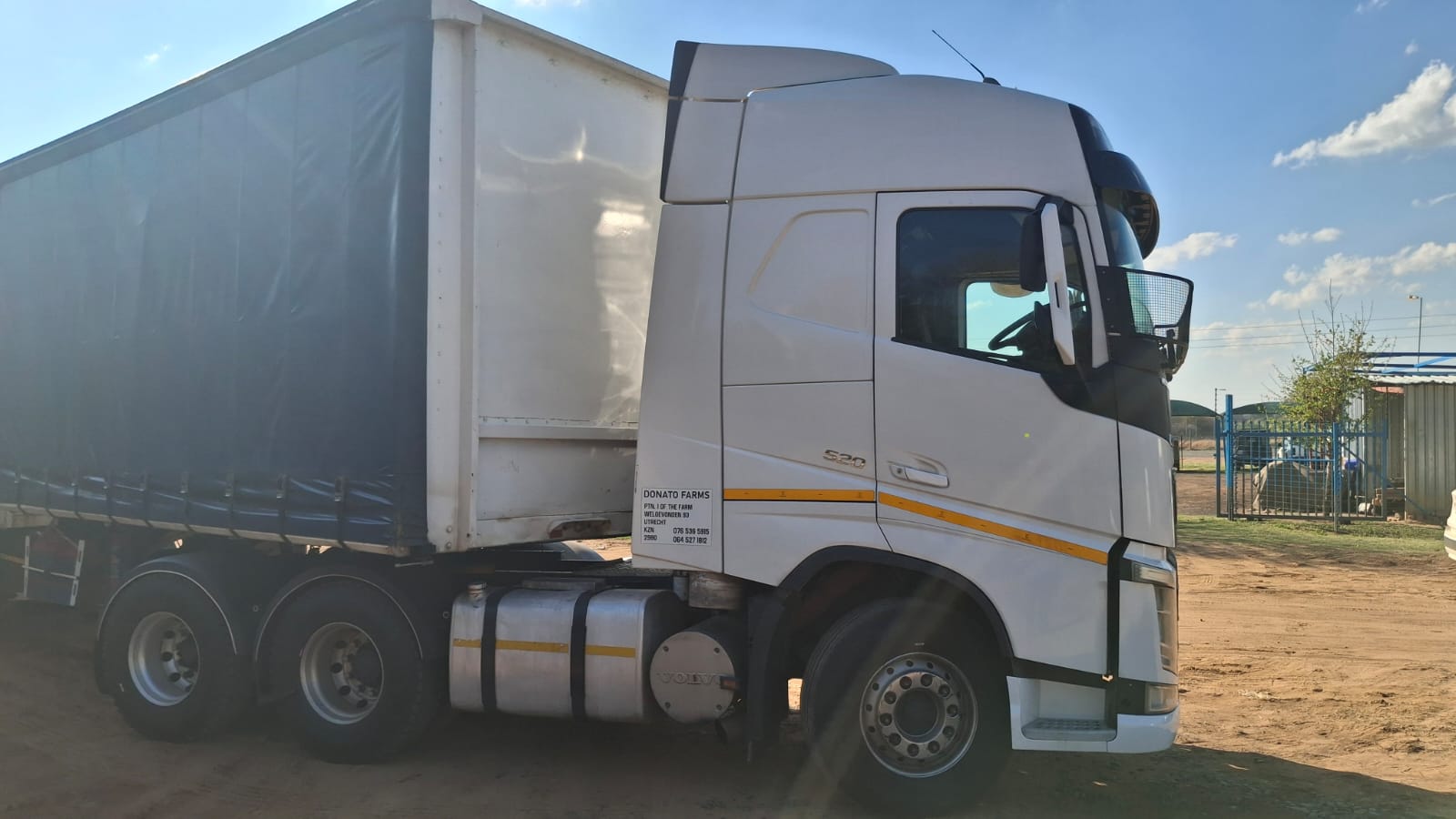 Volvo 520 Aircon -  Neat and Maintained