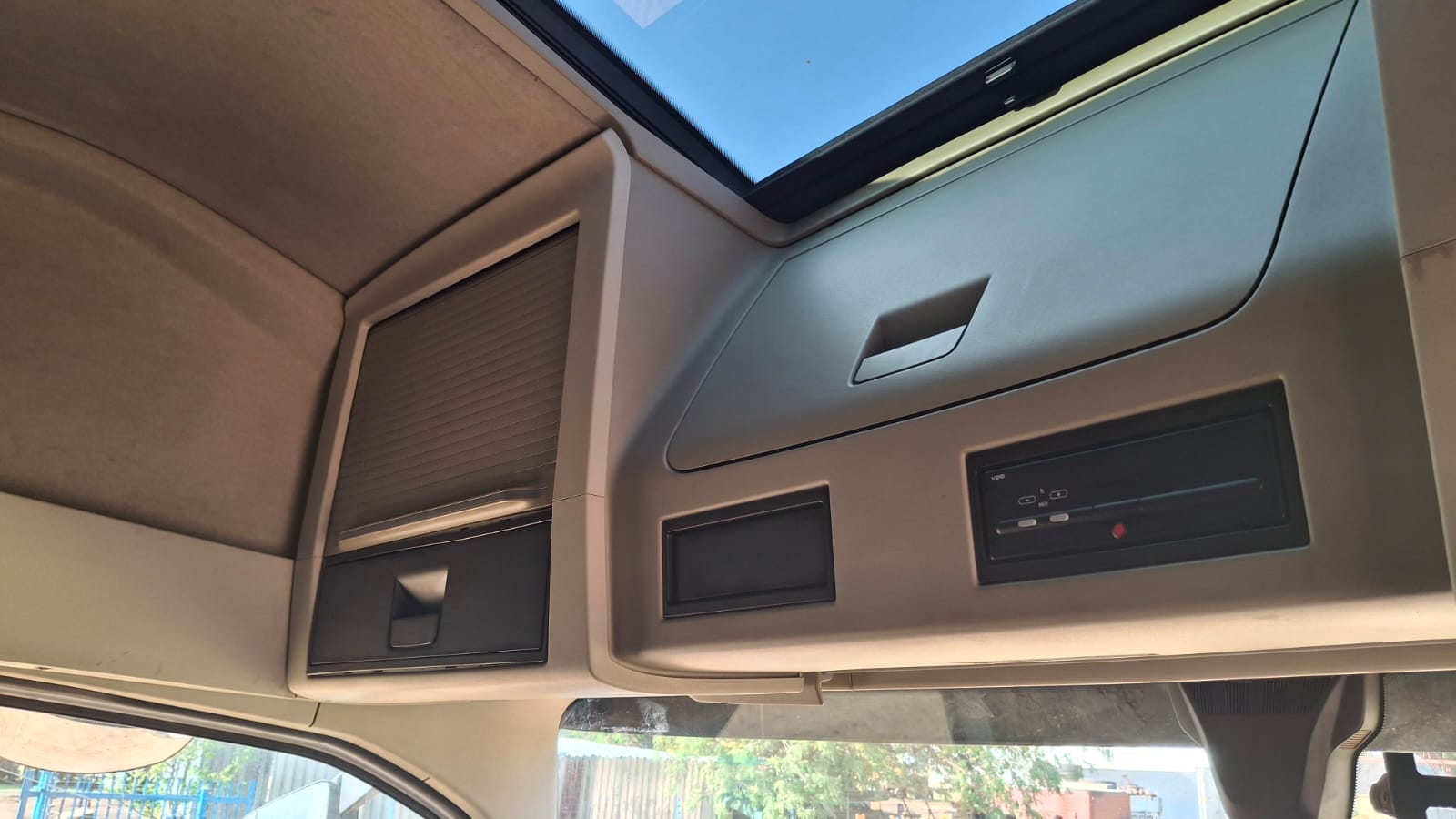 Volvo 520 Aircon -  Neat and Maintained