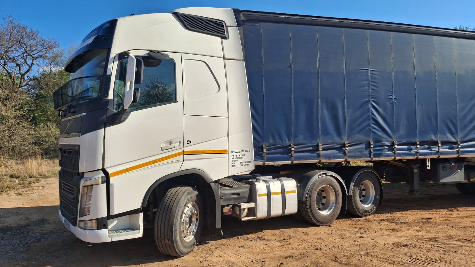 Volvo 520 Aircon -  Neat and Maintained