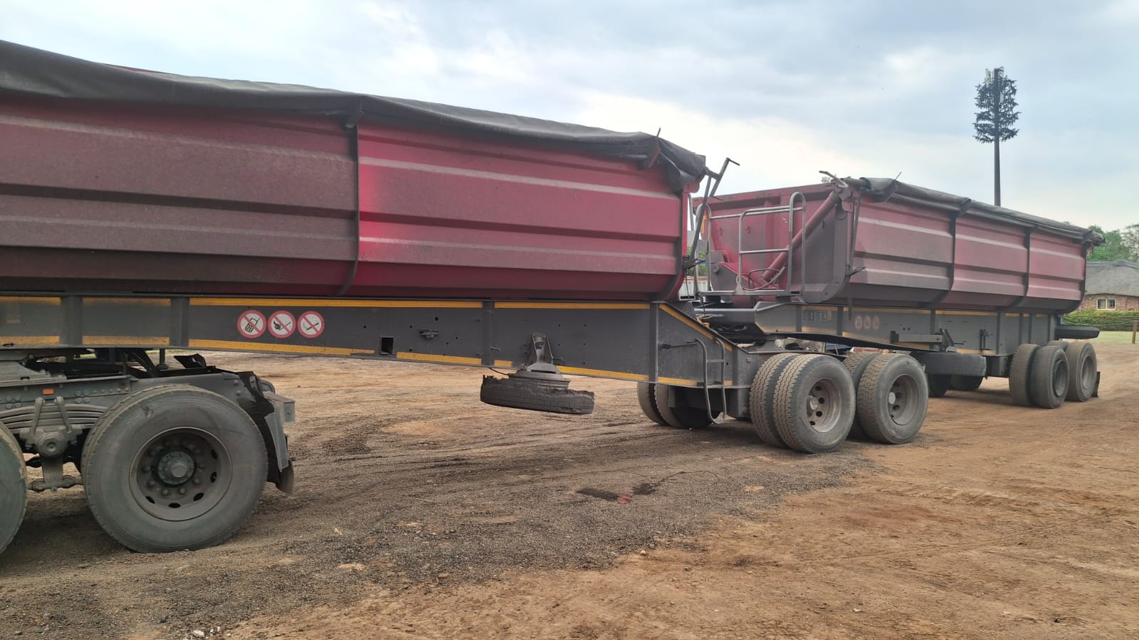 Side Tipper Trailer