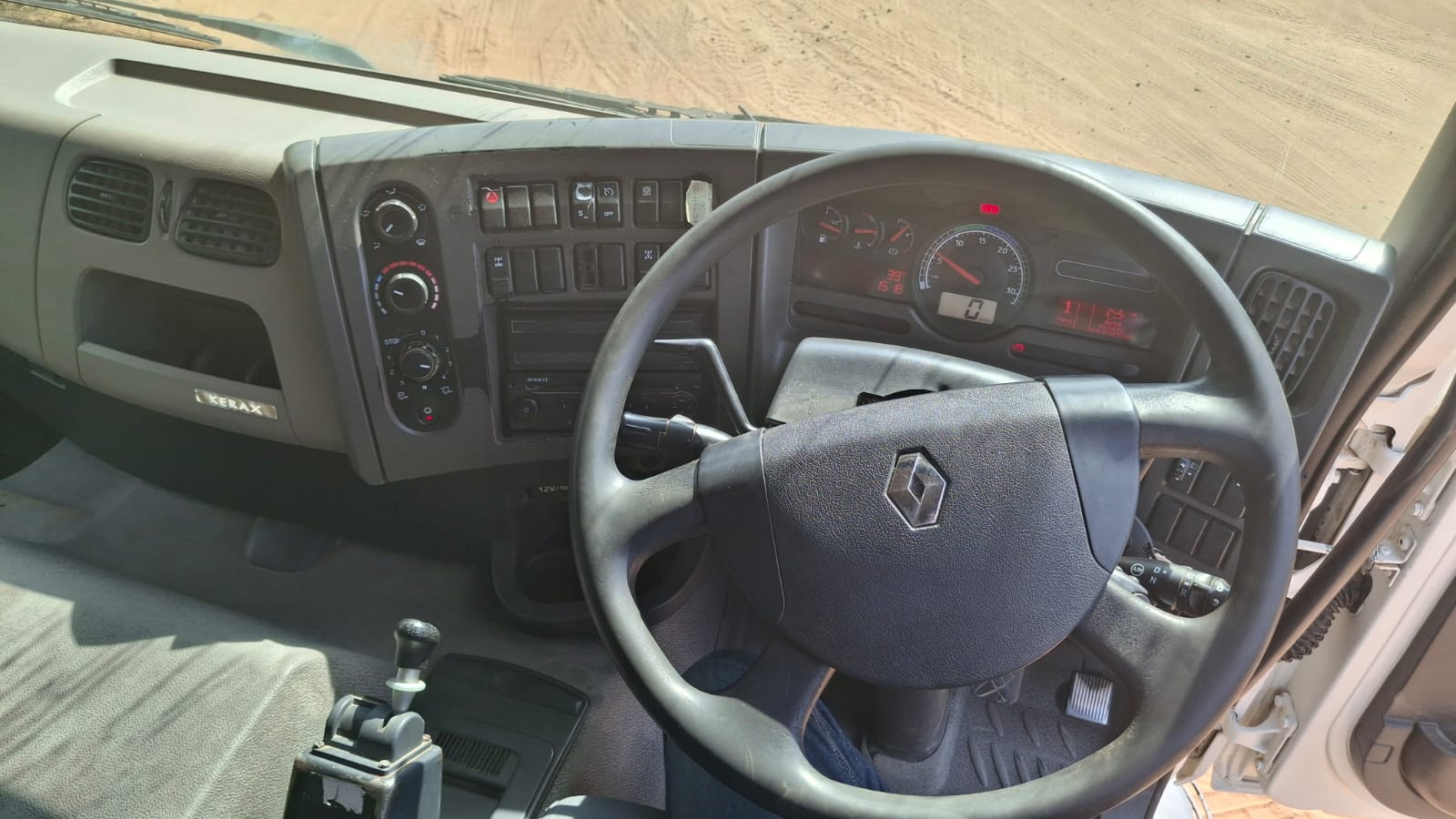 Renault Kerax 440 Dxi 8x4 15 Cubic Tipper One Owner Maintained