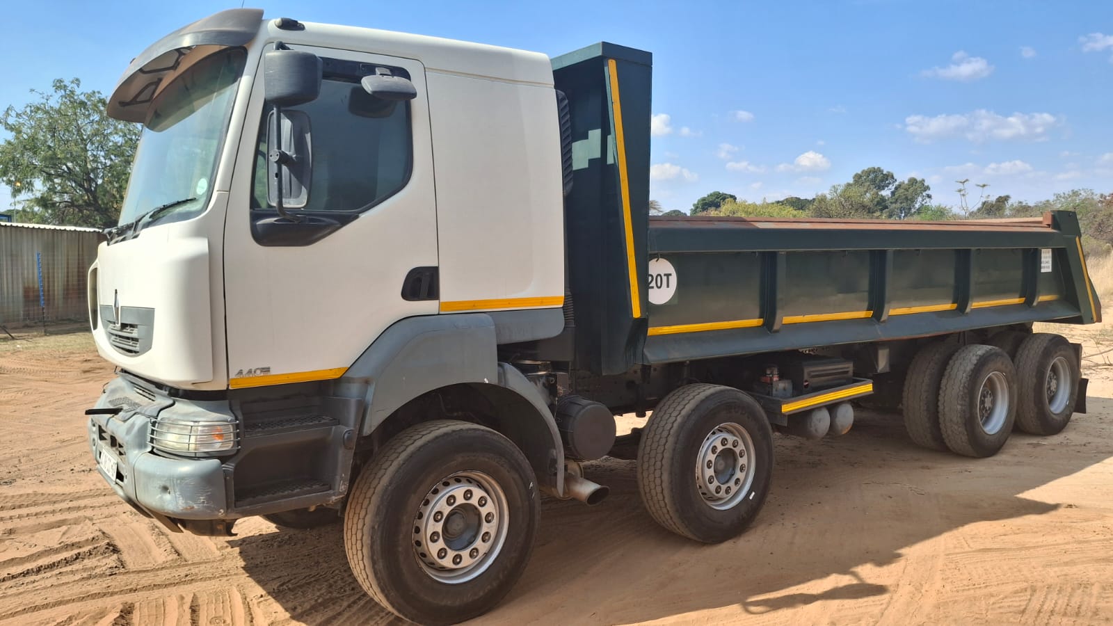 Renault Kerax 440 Dxi 8x4 15 Cubic Tipper One Owner Maintained