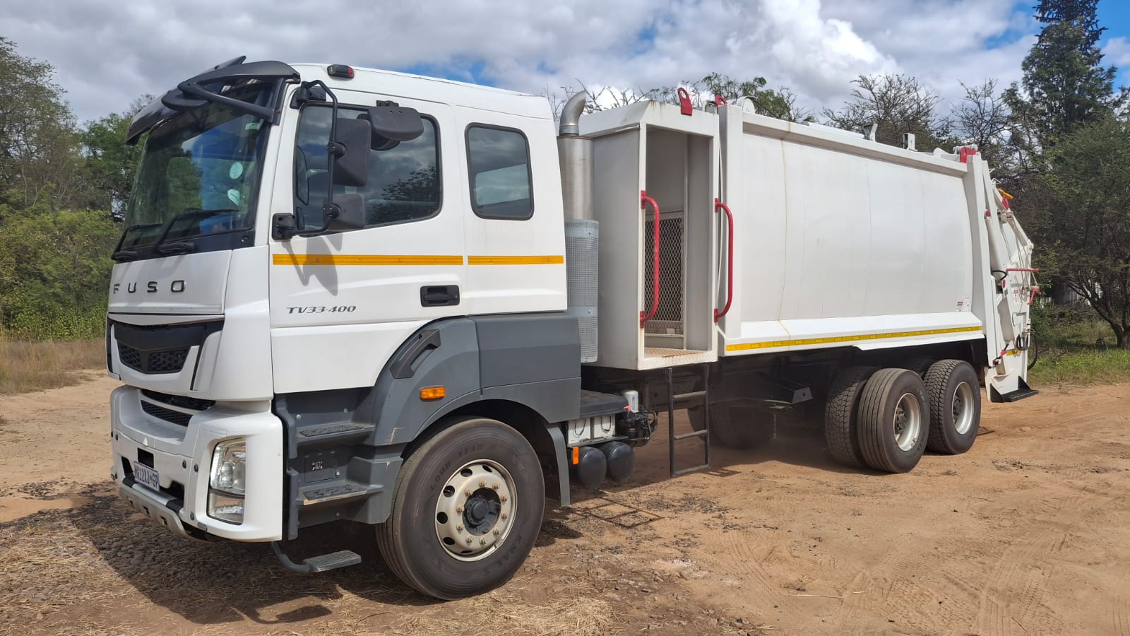Fuso Compactor 33-400 6x4